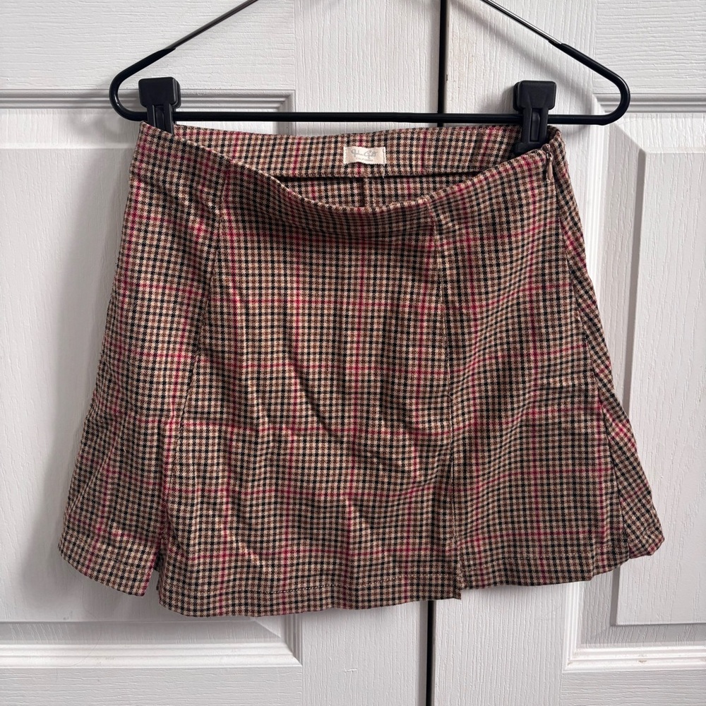 Brandy Melville mini skirt